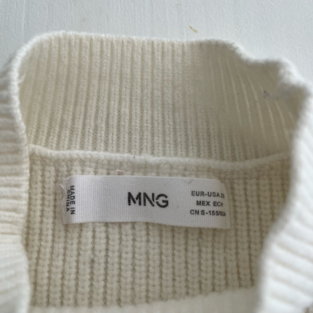 Striped Knit Sweater - White and Black - Picture 7 of 7